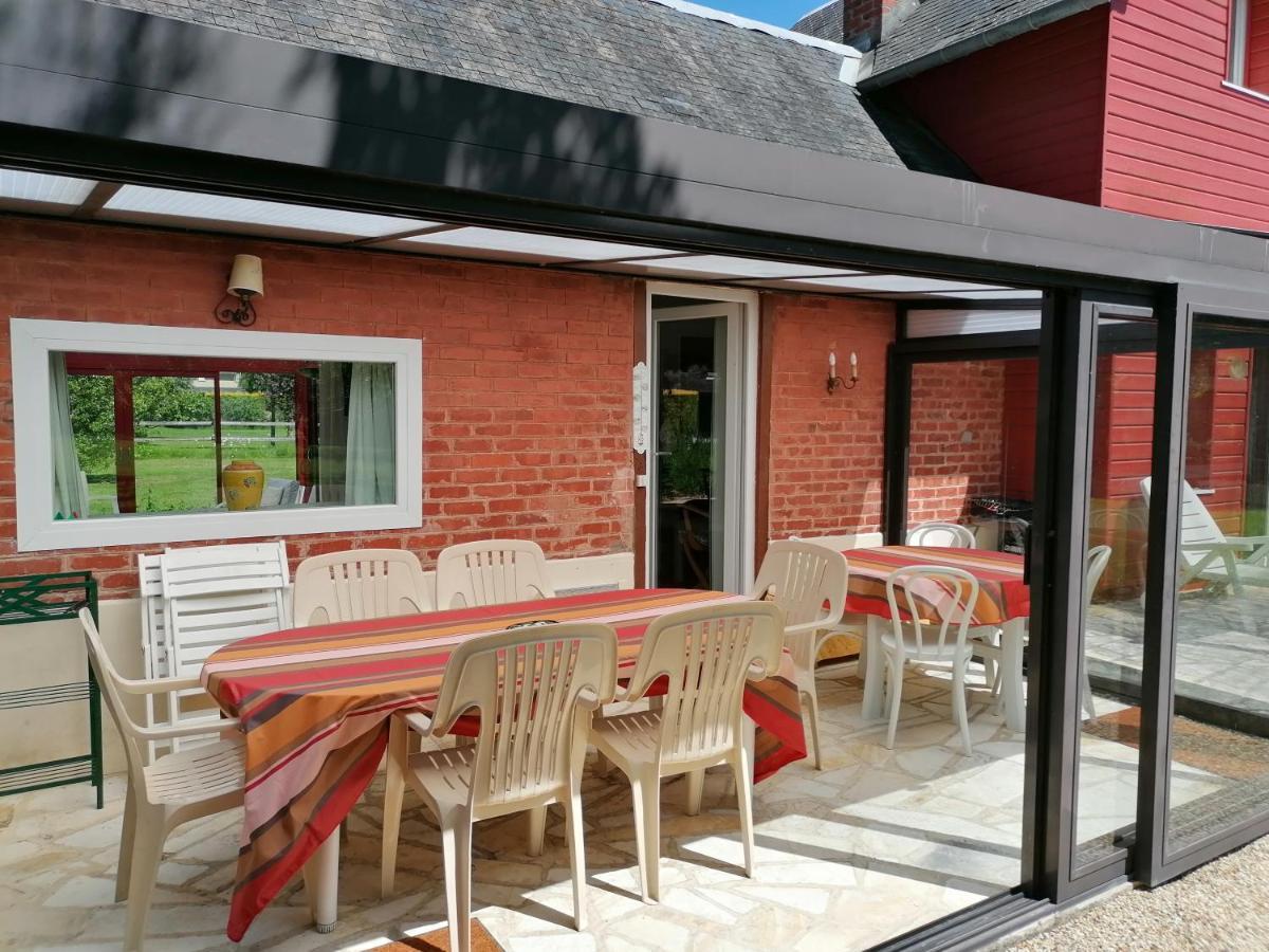 Maison De Campagne Lumineuse Spacieuse Dans Impasse Au Calme A Proximite D'Un Chateau Deux Verandas Grand Jardin Cabane Pour Velos, Pres Port En Bessin Et Bayeux, Proche Plages Du Debarquement Commes Экстерьер фото